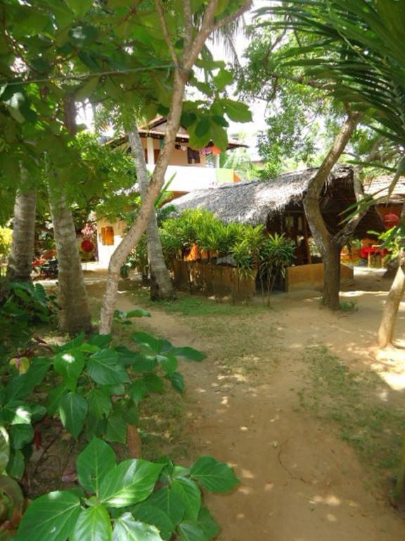 Natural Cabanas Kanattegoda Екстериор снимка