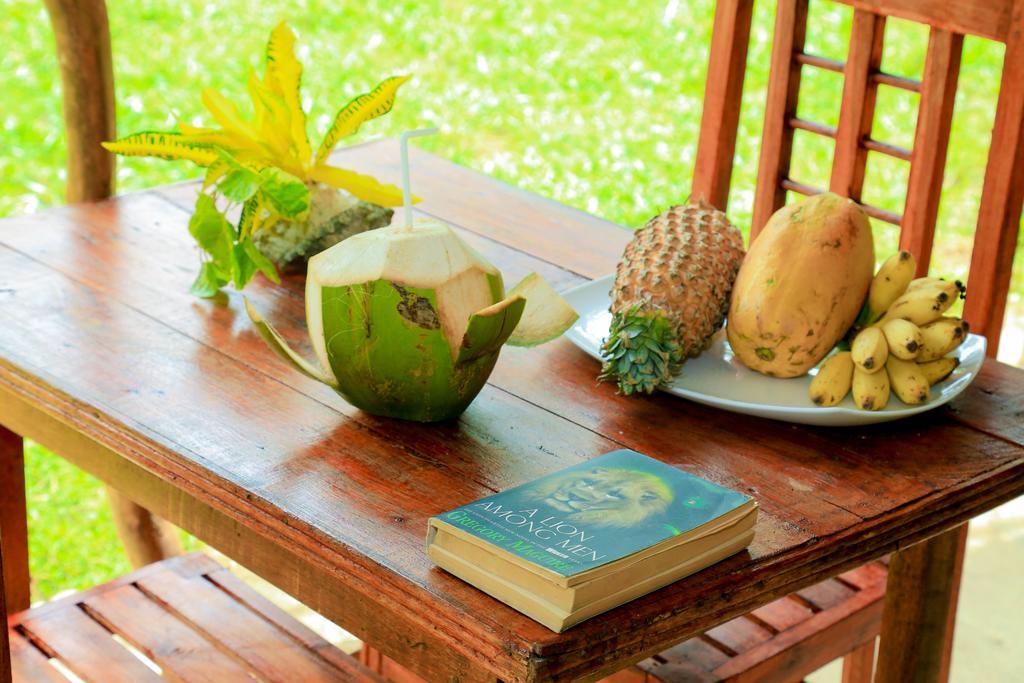 Natural Cabanas Kanattegoda Екстериор снимка