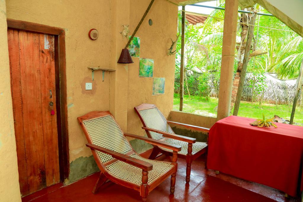 Natural Cabanas Kanattegoda Екстериор снимка