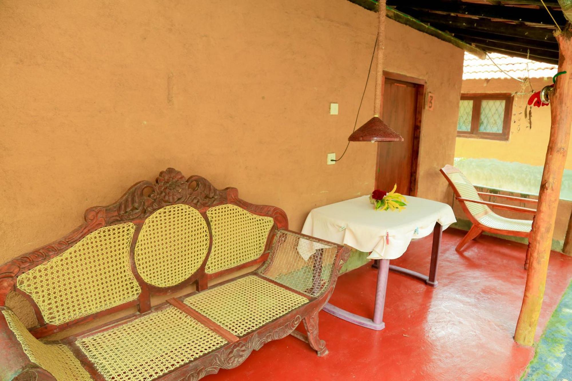 Natural Cabanas Kanattegoda Екстериор снимка