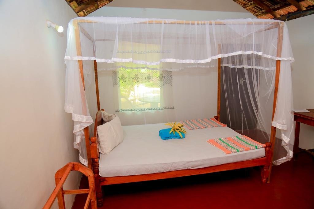 Natural Cabanas Kanattegoda Екстериор снимка