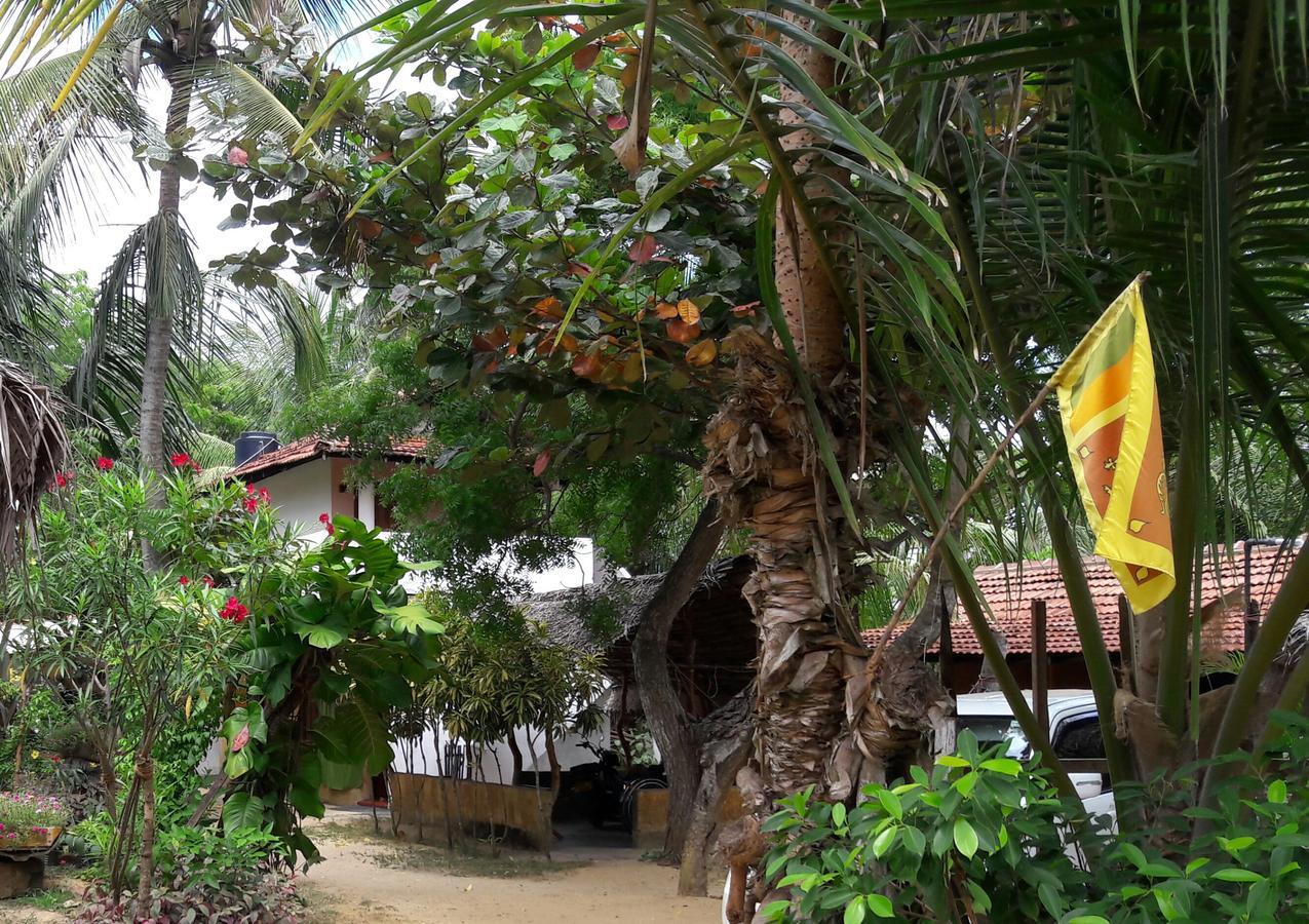 Natural Cabanas Kanattegoda Екстериор снимка