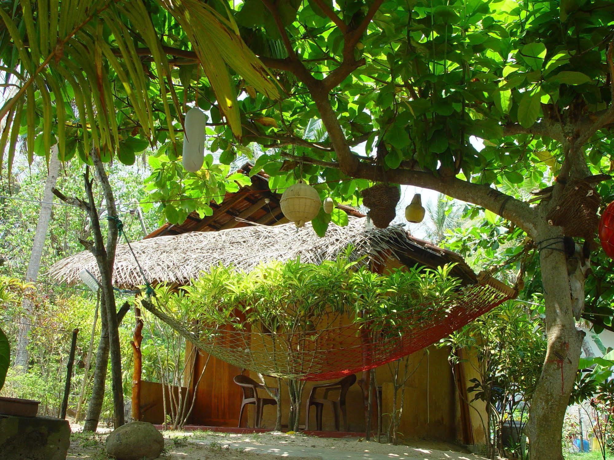 Natural Cabanas Kanattegoda Екстериор снимка